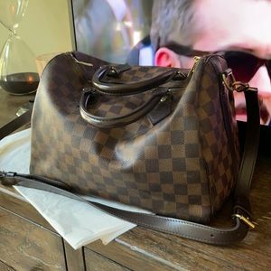 Louis Vuitton N41367

SPEEDY BANDOULIÈRE 30